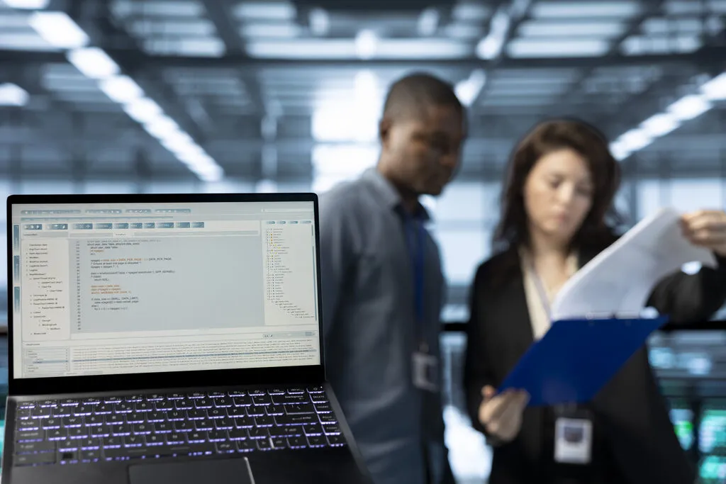 Contratos e LGPD sem juridiquês: o mínimo que a microempresa precisa para vender com segurança